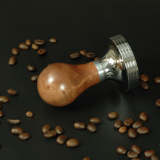 EPICO - der Heldentamper mit Holzgriff Vavona Maser EPICO - der Heldentamper mit Holzgriff Vavona Maser