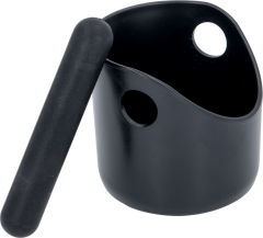 Abschlagbehälter aus schwarzem Kunststoff